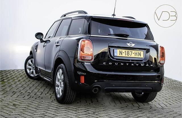 Occasion Mini One Countryman Chili 102 PK (75 kW) 2018 Zwart (metallic) SUV