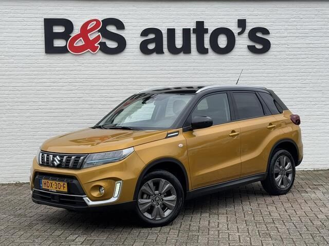 Geel, metallic lak Gebruikt 2024 Suzuki Vitara SUV | € 28.900 (Eerlijke prijs) - Afbeelding 1/4