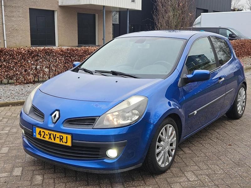 Occasion Renault Clio II Dynamique 101 PK (74 kW) 2007 Blauw Hatchback