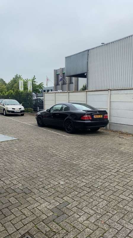 Zwart Gebruikt 2000 Mercedes CLK230 Coupé | € 3.500 (Eerlijke prijs) - Afbeelding 1/4