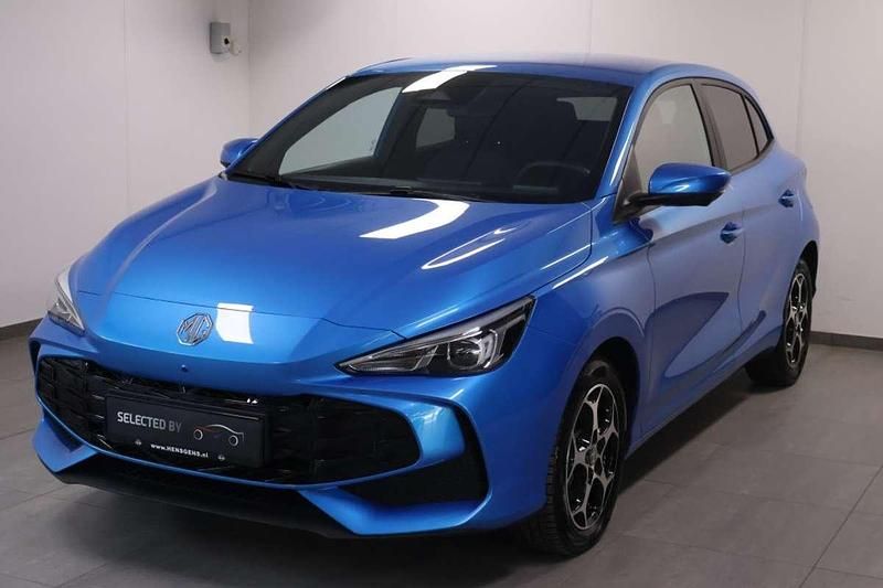 Blauw Occasion 2025 MG MG3 Luxury Hatchback | € 20.949 (Iets duurder) - Afbeelding 1/4