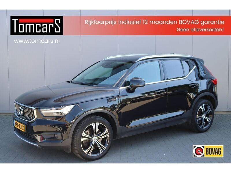 Zwart Gebruikt 2020 Volvo XC40 Inscription SUV | € 30.950 (Eerlijke prijs) - Afbeelding 1/3