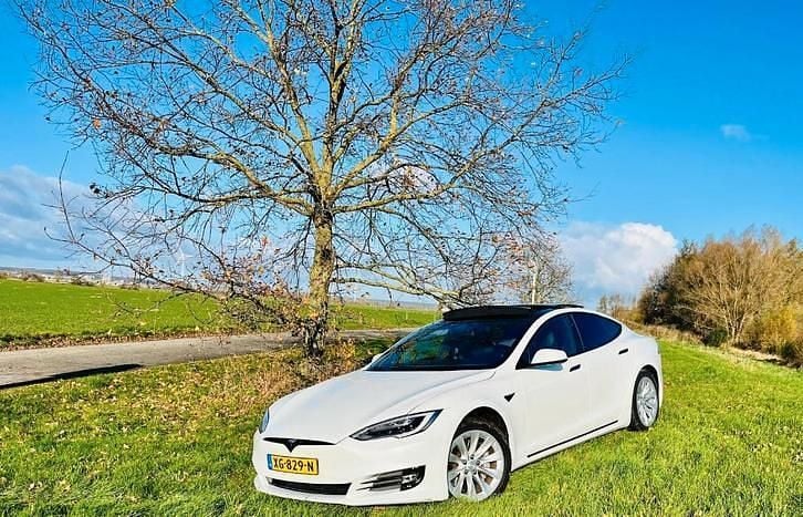 Occasion 2018 Tesla Model S Hatchback | € 18.900 (Super prijs) - Afbeelding 1/4
