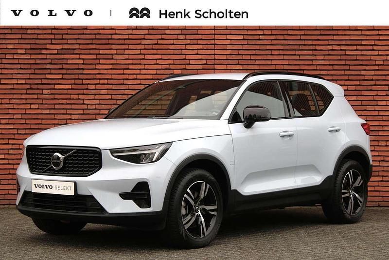 Blauw Occasion 2024 Volvo XC40 Plus SUV | € 40.750 (Eerlijke prijs) - Afbeelding 1/2