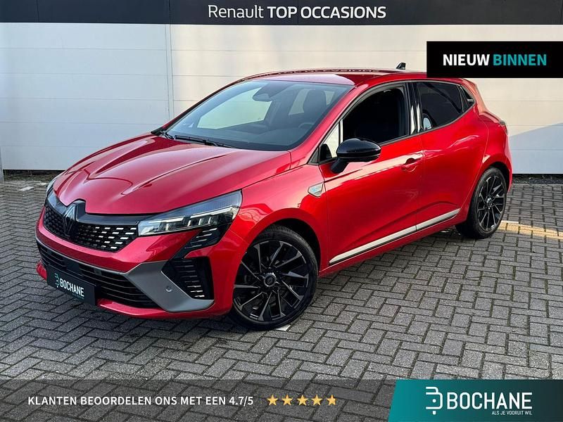 Rood Occasion 2024 Renault Clio V Esprit Alpine Hatchback | € 23.295 (Eerlijke prijs) - Afbeelding 1/4