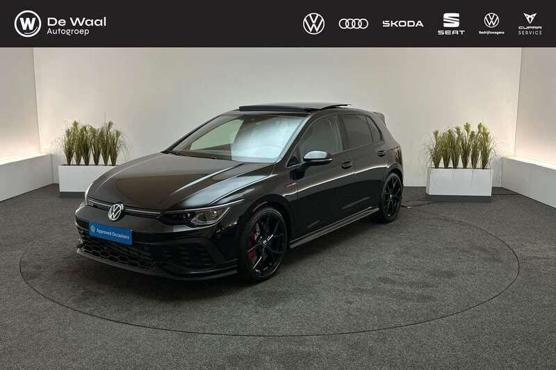 Zwart, metallic lak Gebruikt 2024 VW Golf VIII GTI Clubsport Hatchback | € 53.900 - Afbeelding 1/2