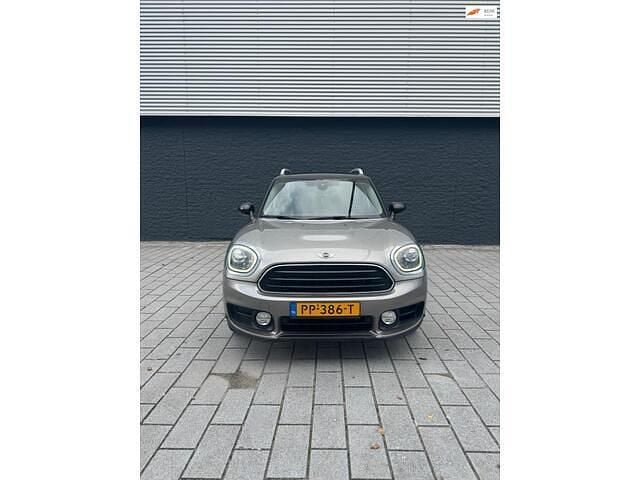 Grijs Gebruikt 2017 Mini Cooper Countryman Chili SUV | € 13.750 (Eerlijke prijs) - Afbeelding 1/4