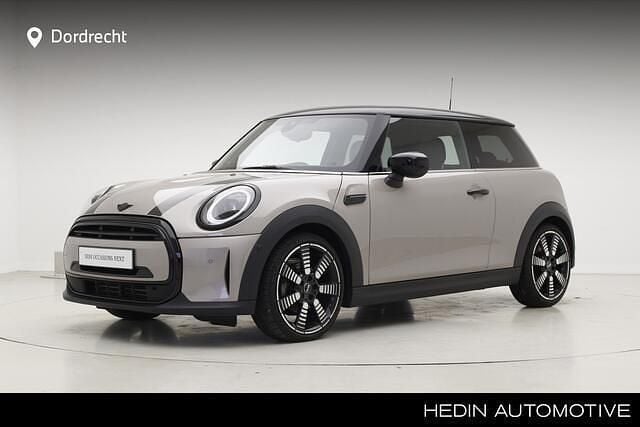 Grijs Gebruikt 2021 Mini Cooper Hatchback | € 27.895 - Afbeelding 1/3