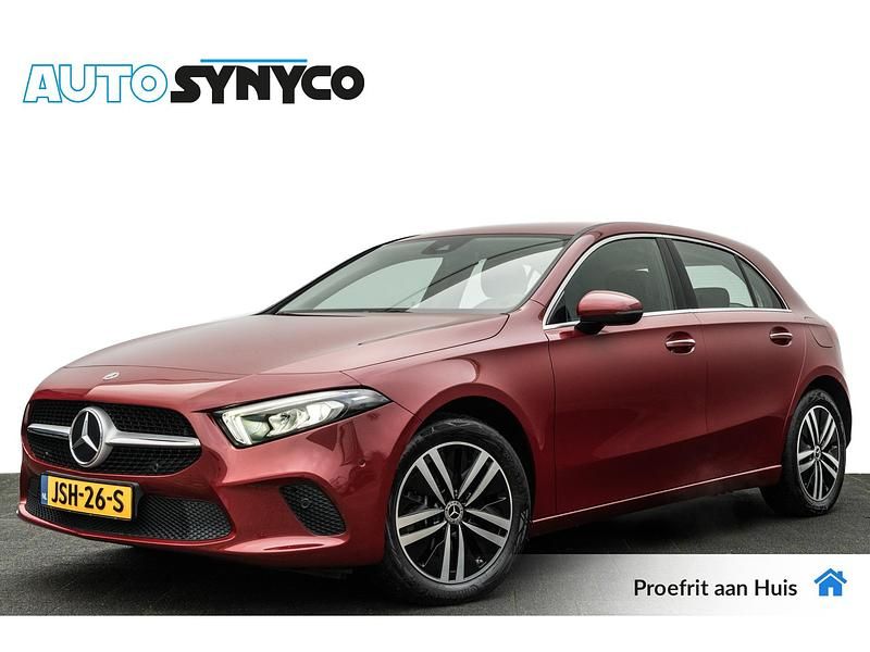 Rood Occasion 2022 Mercedes A250 Business Hatchback | € 27.400 (Super prijs) - Afbeelding 1/4