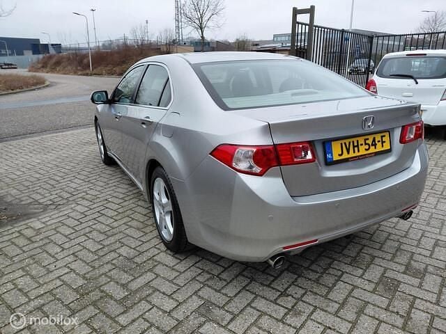 Occasion Honda Accord Executive 201 PK (147 kW) 2010 Grijs (metallic) Sedan