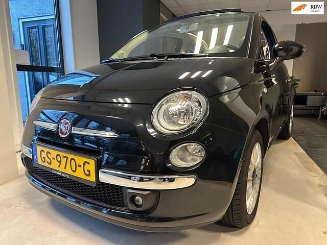 Zwart (metallic) Occasion 2015 Fiat 500C Lounge Cabriolet | € 6.950 (Goede deal) - Afbeelding 1/4