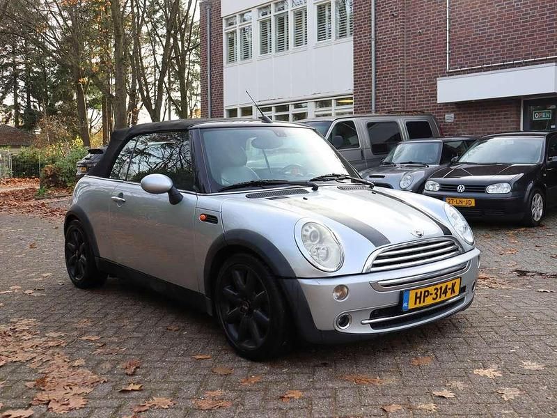 Occasion Mini Cooper Cabriolet Chili 116 PK (85 kW) 2005 Zilver Cabriolet