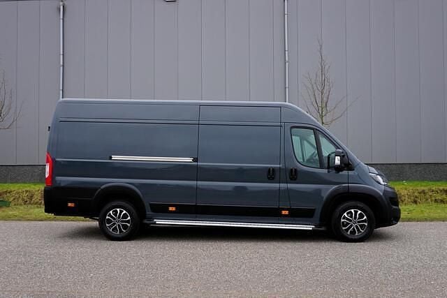 Occasion Fiat Ducato 140 PK (102 kW) 2024 Grijs Van