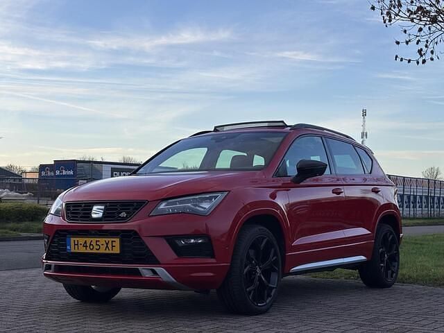 Rood Occasion 2020 Seat Ateca Business SUV | € 23.400 (Eerlijke prijs) - Afbeelding 1/4