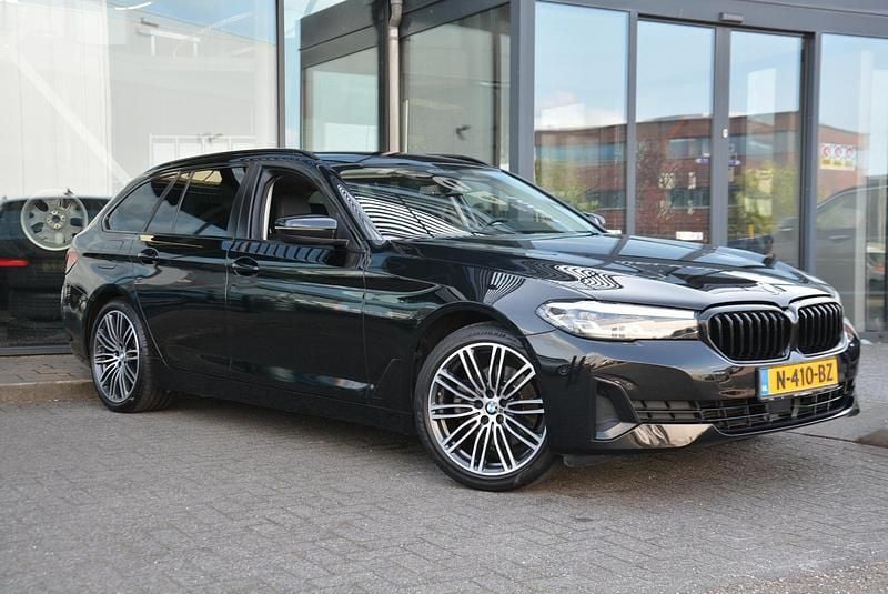 Occasion BMW 520 Comfort Edition 190 PK (139 kW) 2021 Zwart Stationwagen