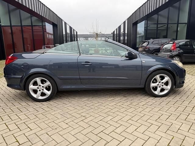 Occasion Opel Astra Cabriolet Cosmo 105 PK (77 kW) 2006 Grijs Cabriolet