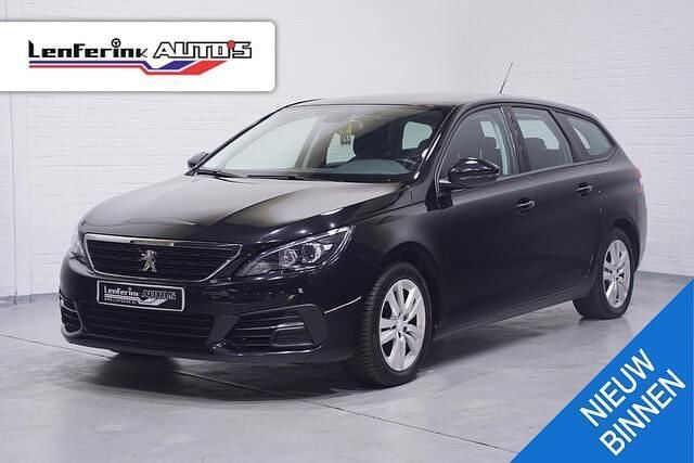 Zwart Gebruikt 2020 Peugeot 308 Active Hatchback | € 14.250 (Eerlijke prijs) - Afbeelding 1/4