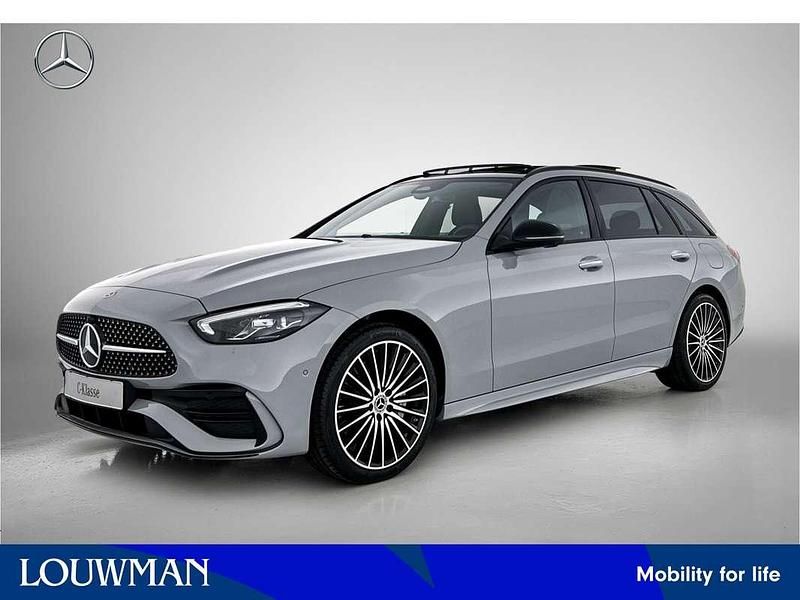 Grijs Nieuw 2025 Mercedes C300e Business Stationwagen | € 66.668 (Eerlijke prijs) - Afbeelding 1/4