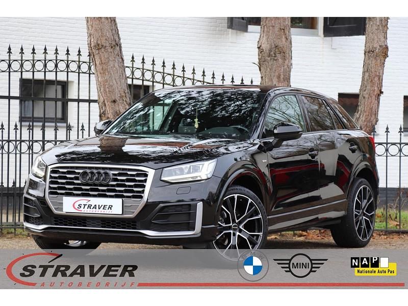 Zwart (metallic) Gebruikt 2019 Audi Q2 S-Line SUV | € 23.950 (Eerlijke prijs) - Afbeelding 1/4