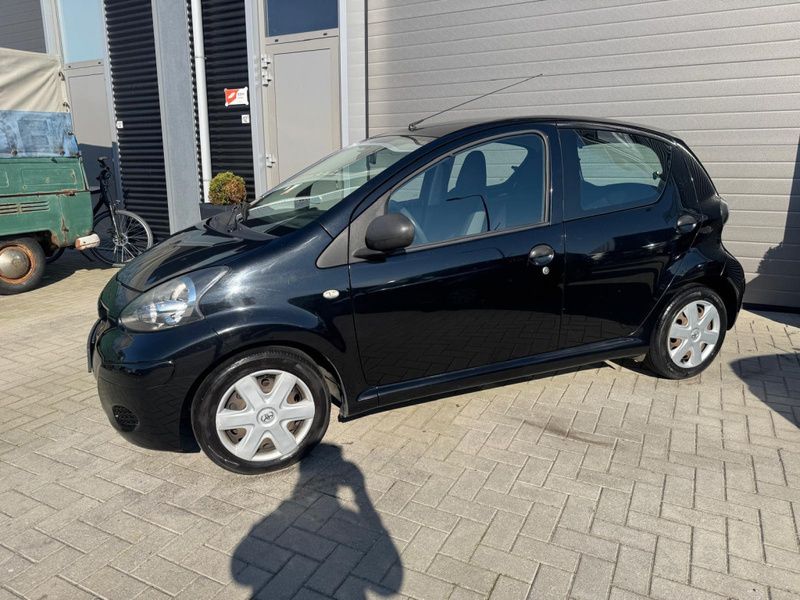 Occasion Toyota Aygo 68 PK (50 kW) 2011 Hatchback Hatchback