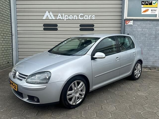 Grijs Gebruikt 2004 VW Golf IV Sportline Hatchback | € 2.950 (Iets duurder) - Afbeelding 1/4
