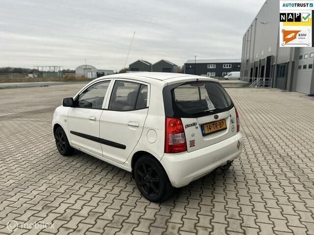 Occasion Kia Picanto Light 61 PK (44 kW) 2007 Wit Hatchback