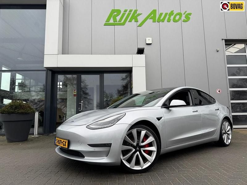Hatchback Occasion 2019 Tesla Model 3 Performance Sedan | € 21.495 (Eerlijke prijs) - Afbeelding 1/4