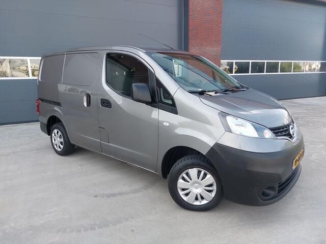 Grijs Gebruikt 2016 Nissan NV200 Van | € 3.500 (Eerlijke prijs) - Afbeelding 1/4