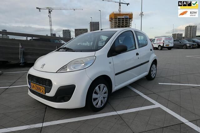 Occasion Peugeot 107 Access 68 PK (50 kW) 2013 Wit Hatchback