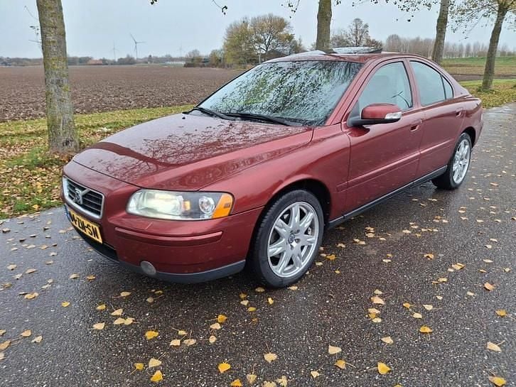 Occasion Volvo S60 140 PK (102 kW) 2008 Rood Sedan