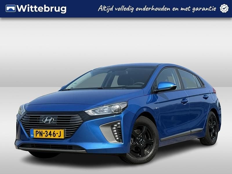 Blauw Gebruikt 2017 Hyundai Ioniq Sedan | € 13.225 (Eerlijke prijs) - Afbeelding 1/4