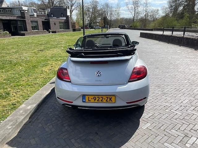 Occasion VW Beetle Cabriolet Exclusive 2017 Wit (metallic) Cabriolet