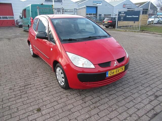 Occasion Mitsubishi Colt 75 PK (55 kW) 2006 Rood Hatchback