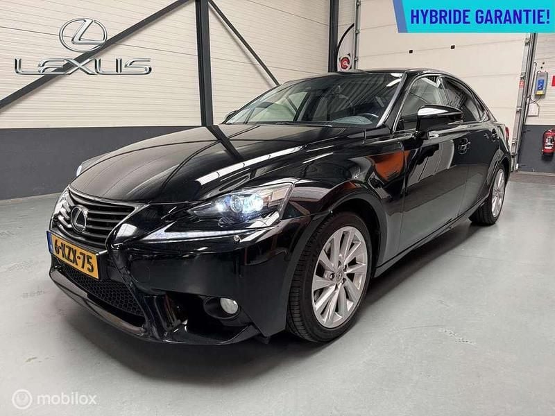 Occasion Lexus IS300h 181 PK (133 kW) 2013 Zwart Sedan