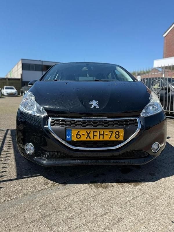 Gebruikt 2014 Peugeot 208 Hatchback | € 4.950 (Goede deal) - Afbeelding 1/4