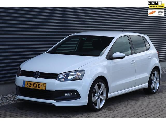 Wit Gebruikt 2012 VW Polo Highline Hatchback | € 7.500 (Eerlijke prijs) - Afbeelding 1/4