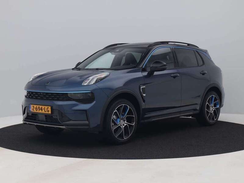 Zwart, metallic lak Nieuw 2024 Lynk & Co 01 SUV | € 34.500 (Super prijs) - Afbeelding 1/3