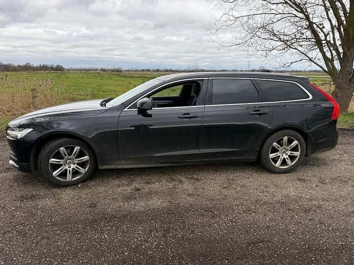 Occasion Volvo V90 Momentum 190 PK (139 kW) 2017 Stationwagen