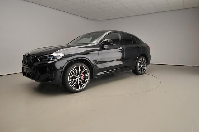 Nieuw BMW X4 M Sport 387 PK (284 kW) 2025 Zwart (metallic) SUV