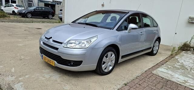 Grijs Gebruikt 2006 Citroën C4 Hatchback | € 1.500 (Goede deal) - Afbeelding 1/4