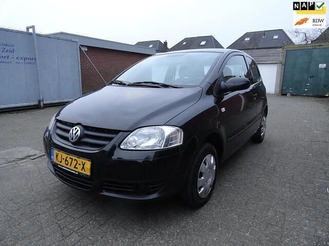 Zwart Gebruikt 2006 VW Fox Hatchback | € 1.450 (Eerlijke prijs) - Afbeelding 1/4