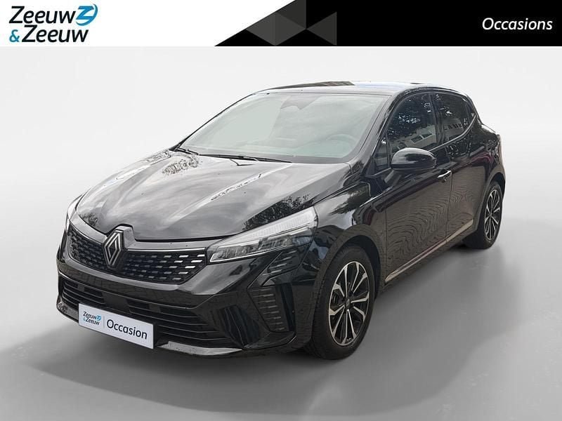 Zwart (metallic) Occasion 2024 Renault Clio V Techno Hatchback | € 18.935 (Goede deal) - Afbeelding 1/4