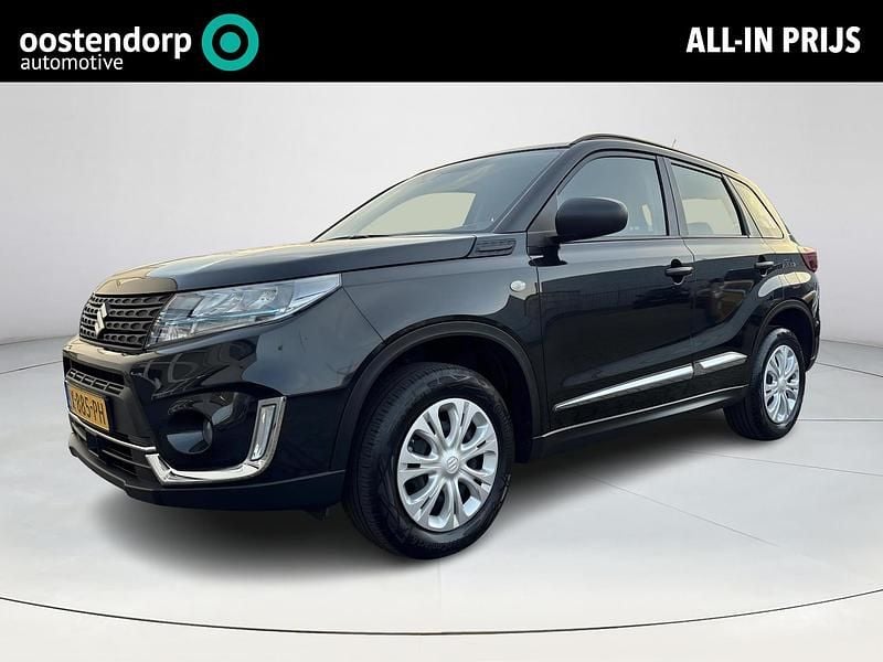 Zwart (metallic) Occasion 2024 Suzuki Vitara Comfort SUV | € 22.750 (Goede deal) - Afbeelding 1/4