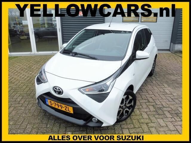 Wit Gebruikt 2021 Toyota Aygo X-play Hatchback | € 14.749 (Eerlijke prijs) - Afbeelding 1/4