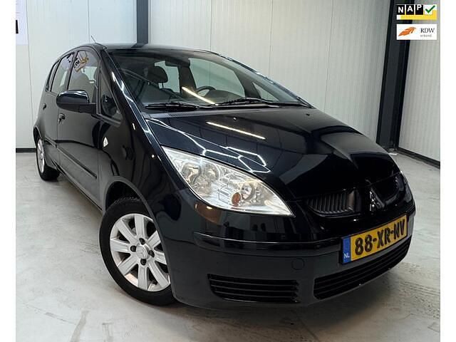 Zwart Gebruikt 2007 Mitsubishi Colt Invite Hatchback | € 3.599 (Eerlijke prijs) - Afbeelding 1/4