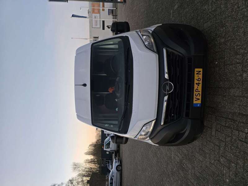 Wit Gebruikt 2022 Opel Movano Van | € 17.000 (Goede deal) - Afbeelding 1/4