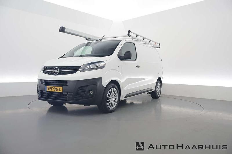 Wit Occasion 2022 Opel Vivaro Edition MPV | € 14.950 - Afbeelding 1/3