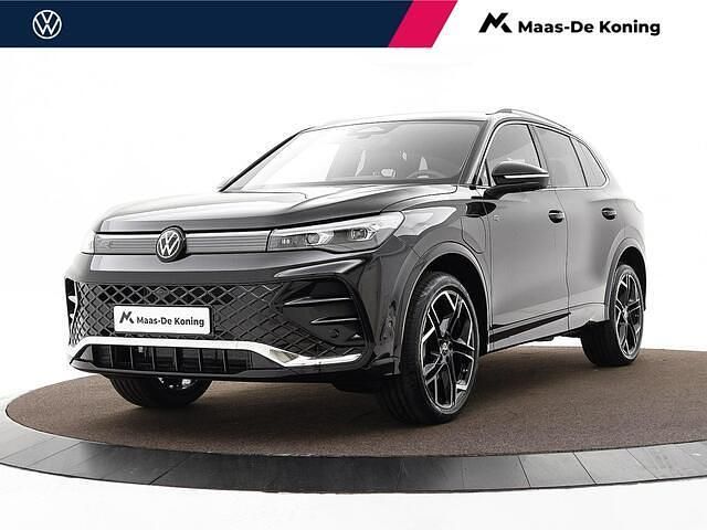 Zwart Nieuw 2026 VW Tiguan R-line Edition SUV | € 53.979 (Goede deal) - Afbeelding 1/4