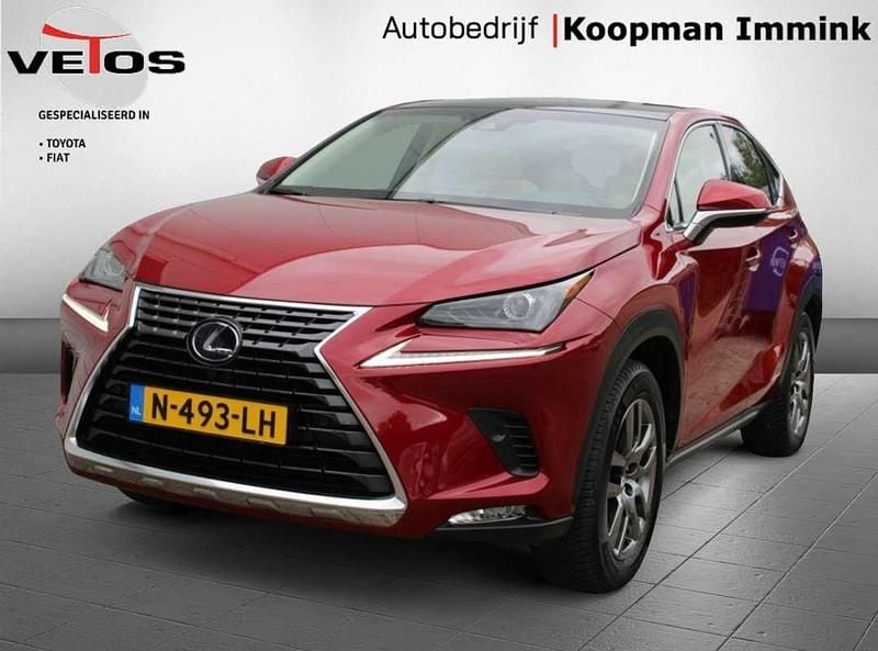Rood Gebruikt 2018 Lexus NX300h Business Edition SUV | € 34.950 (Duur) - Afbeelding 1/4