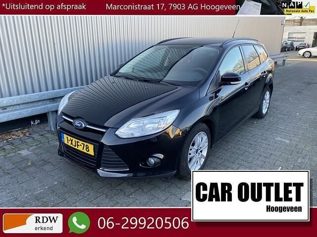Zwart Occasion 2013 Ford Focus Titanium Stationwagen | € 4.450 (Goede deal) - Afbeelding 1/4